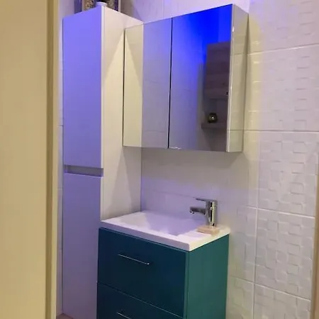 Lion D'or 23 - Meublee Et Equipee En Centre-ville * Montluçon