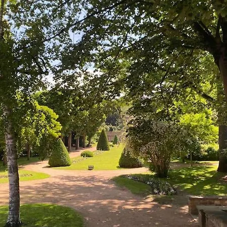 Lion D'or 23 - Meublee Et Equipee En Centre-ville דירה